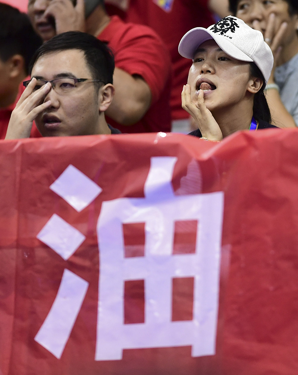 一场经典之战！奥运会点燃球迷热情的简单介绍