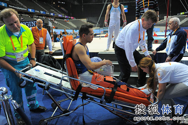 竞猜热点传奇谢幕,球迷泪洒赛场 竞猜热点传奇谢幕,球迷泪洒赛场