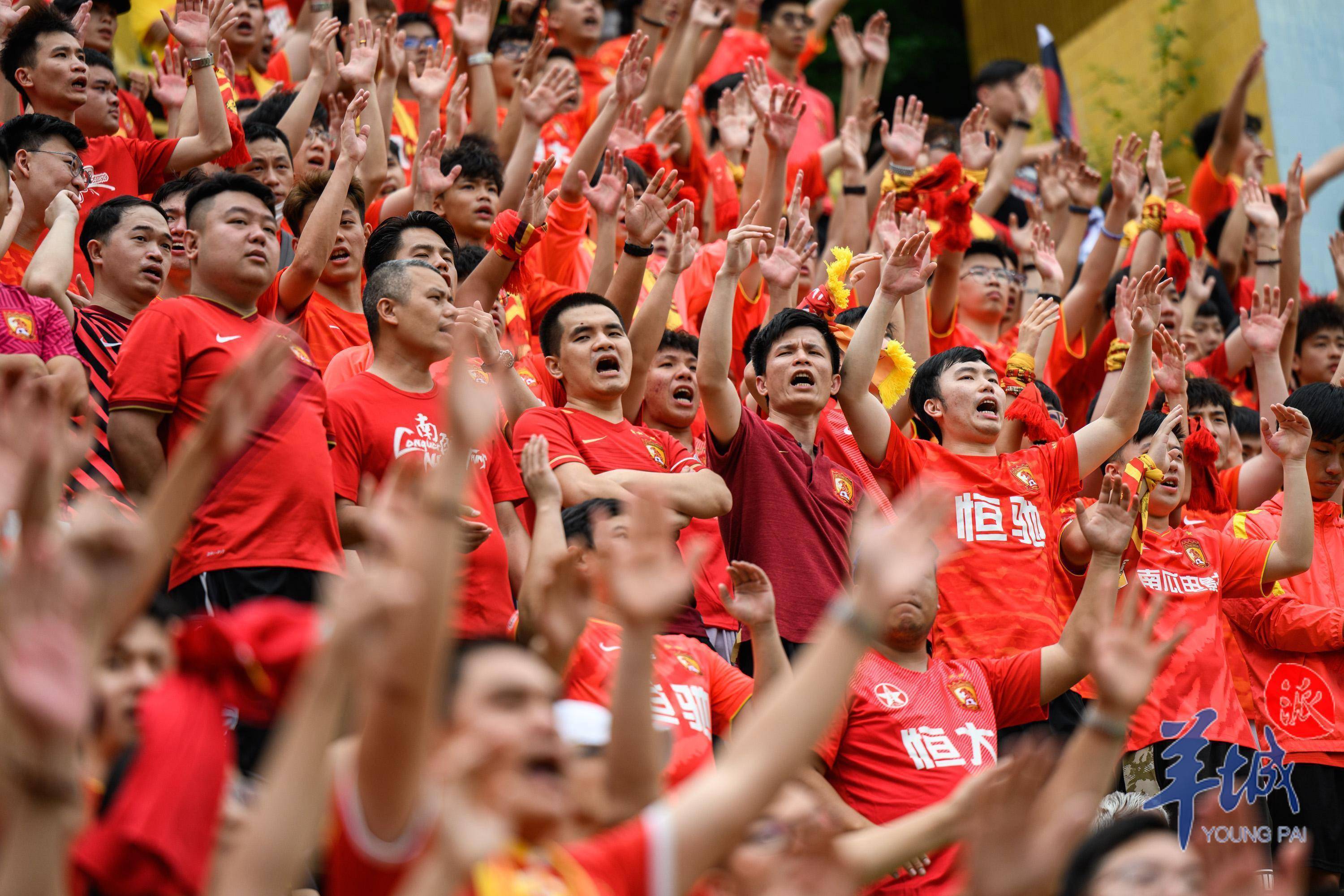 一场经典之战!TI国际邀请赛点燃球迷热情 一场经典之战!TI国际邀请赛点燃球迷热情