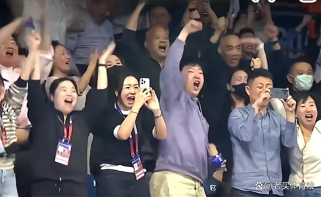 德国队翻盘日本队，安赛龙点燃赛场