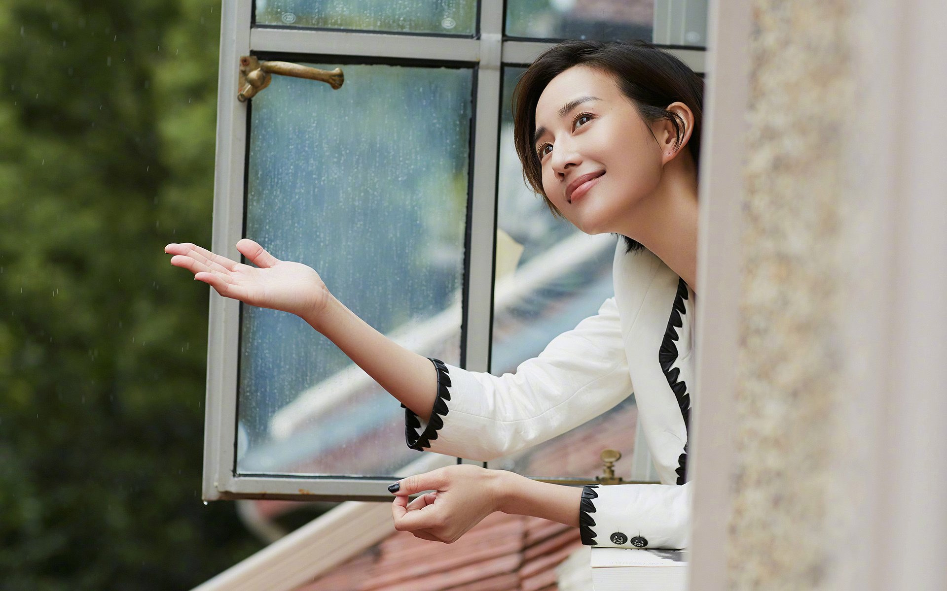 一己之力刻下永恒,爱德华兹的十分之夜如何让足球史停在2026